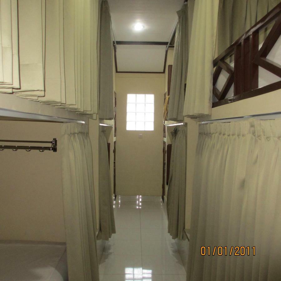 Pondok Aldi Hostel Amed  Exterior photo