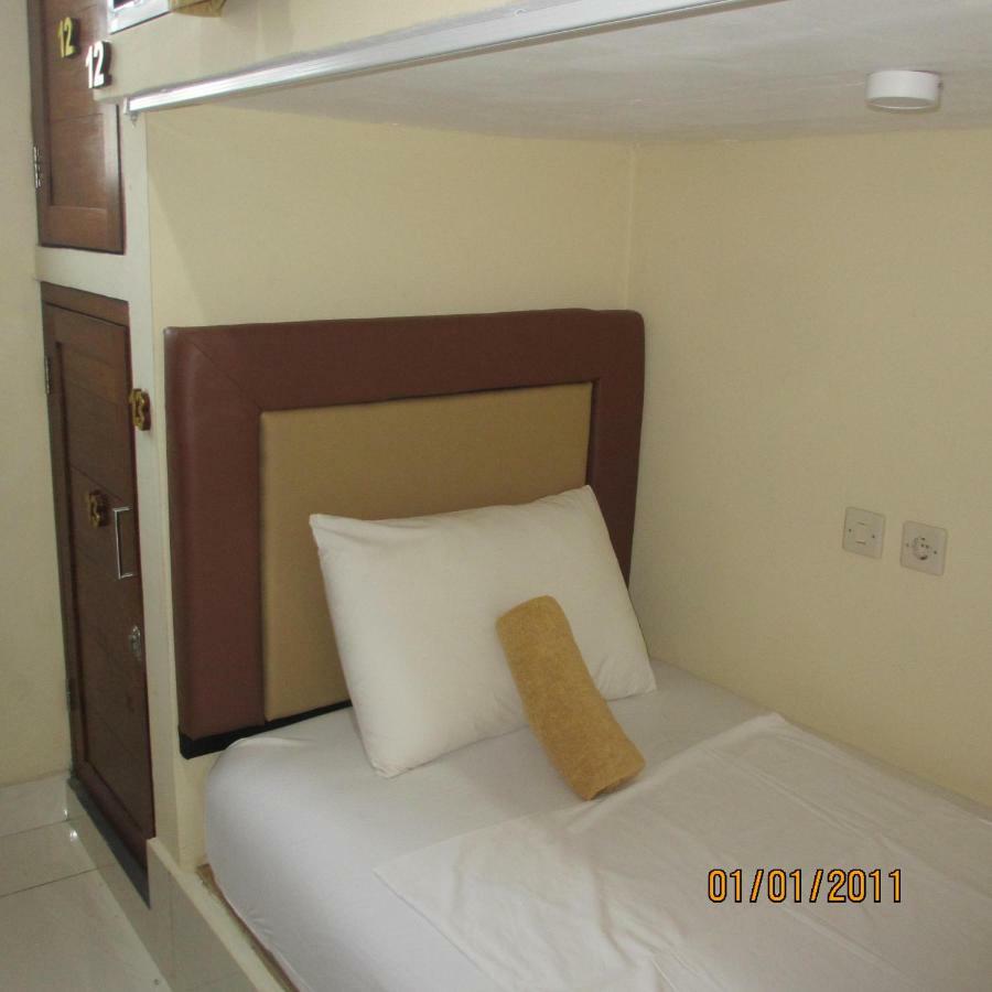Pondok Aldi Hostel Amed  Exterior photo