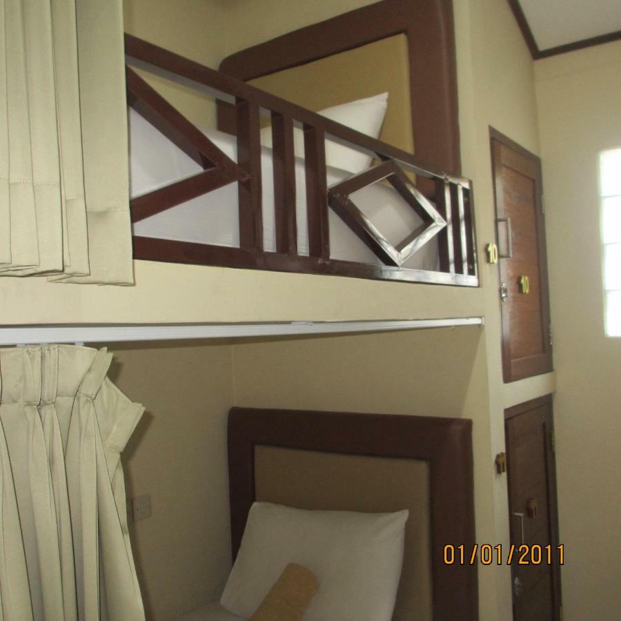 Pondok Aldi Hostel Amed  Exterior photo